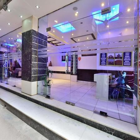 Hotel Sai International Új-Delhi Kültér fotó