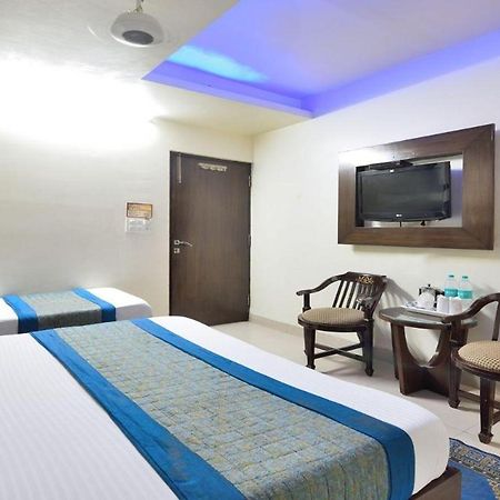 Hotel Sai International Új-Delhi Kültér fotó